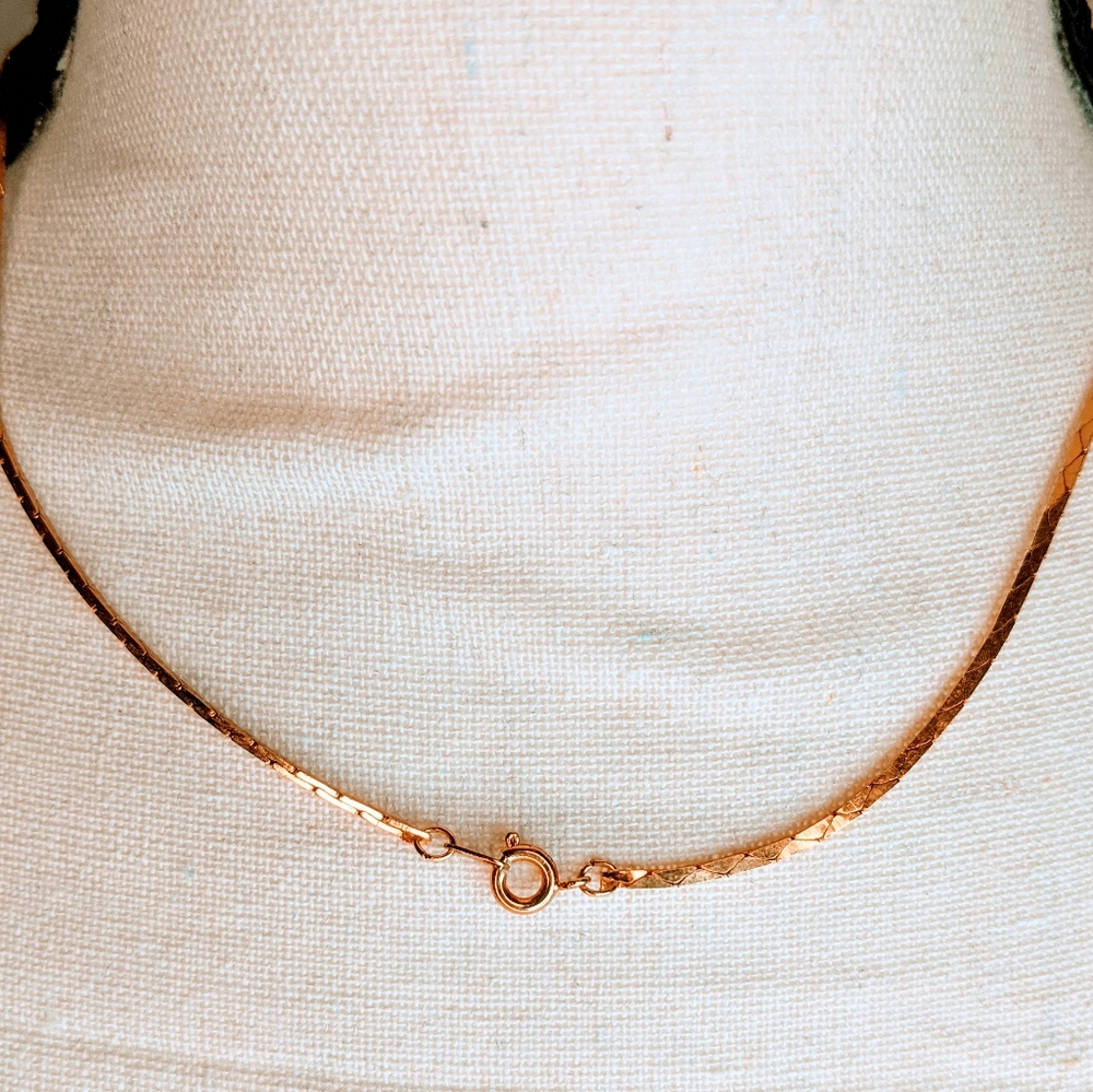 Charming Drop Rhinestone Necklace - Picture 3 of 3